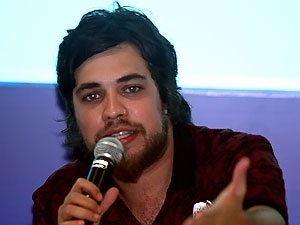 Gustavo Anitelli – Sociólogo e Produtor geral de “O Teatro Mágico”