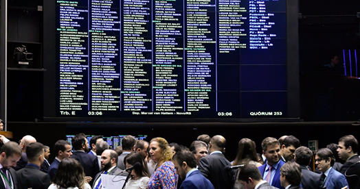 Manifesto suprapartidário defende união e respeito a orientações da OMS