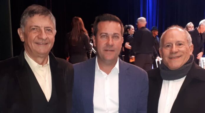 Vereador comparecer ao no lançamento do Livro “Pra ver a banda passar: a praça, o coreto e a corporação musical Santa Cecília”