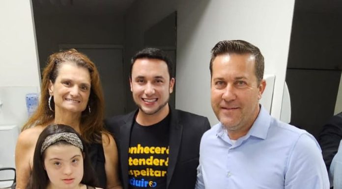 Alex Duarte palestra sobre transformar preconceitos em inclusão